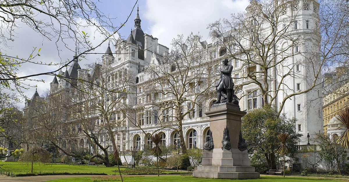Royal Horseguards Hotel exterior photo.